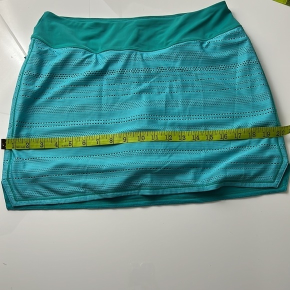 UNDER ARMOUR Golf Skort Size 30β Waist - Picture 9 of 11